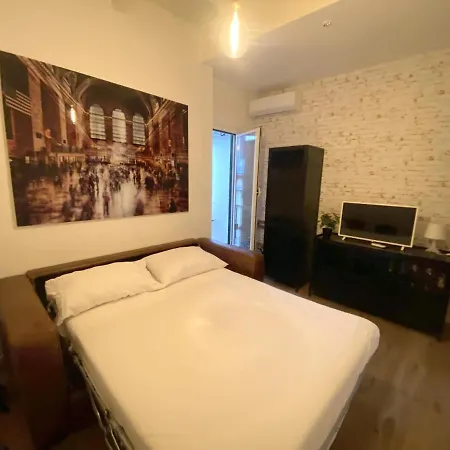 Mini Loft - Colosseo By Ghor アパート ローマ